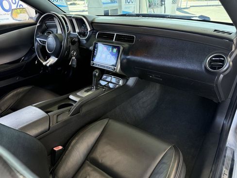 Used 2010 Chevrolet Camaro SS RWD image 14