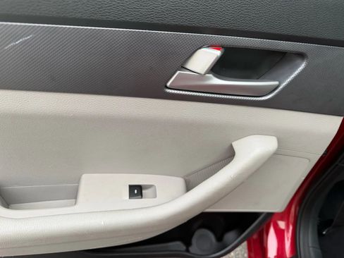 Used 2017 Hyundai Sonata SE image 23