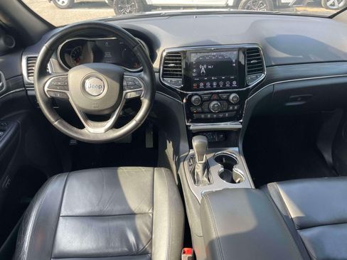 Used 2020 Jeep Grand Cherokee Limited AWD/4WD image 13