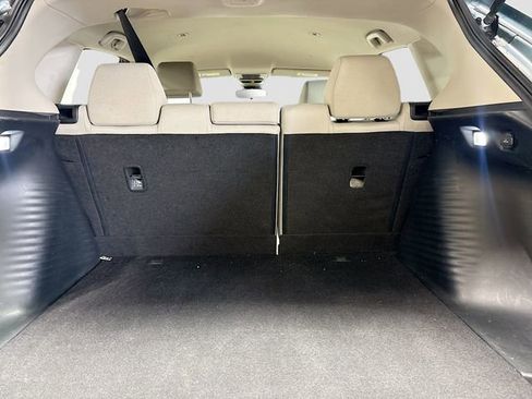 Used 2023 Honda HR-V LX image 25