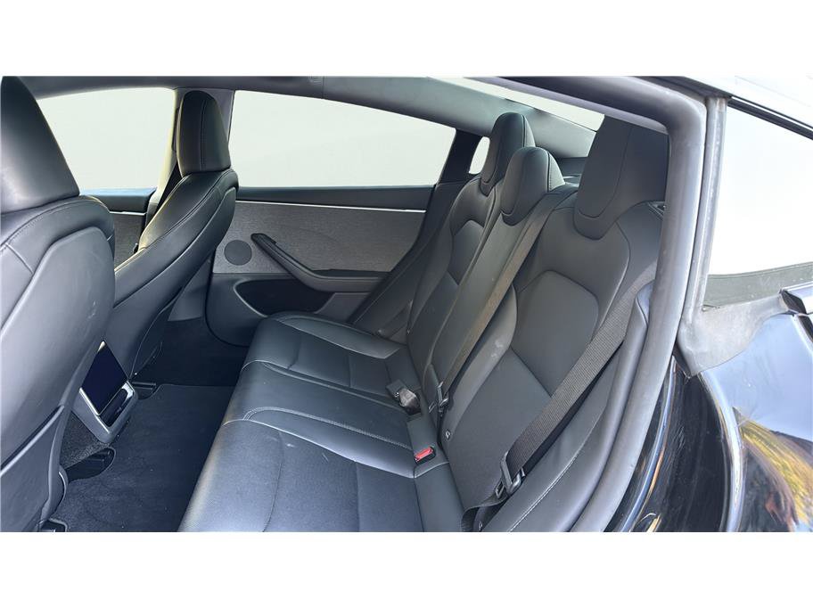 Used 2025 Tesla Model 3 Long Range RWD image 18