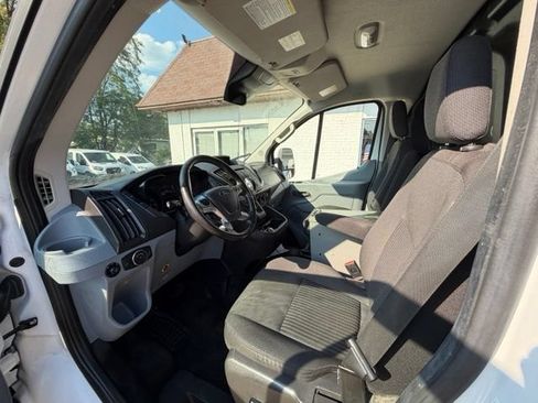 Used 2019 Ford Transit 250 130 Low Roof RWD image 11