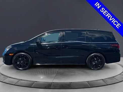 Certified 2025 Honda Odyssey Sport-L image 2