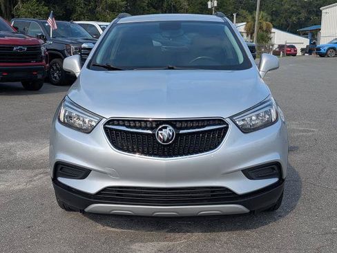 Certified 2020 Buick Encore Preferred w/ Safety Package FWD image 9