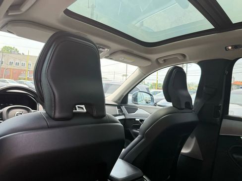 Used 2022 Volvo XC90 T5 Momentum w/ Climate Package image 26