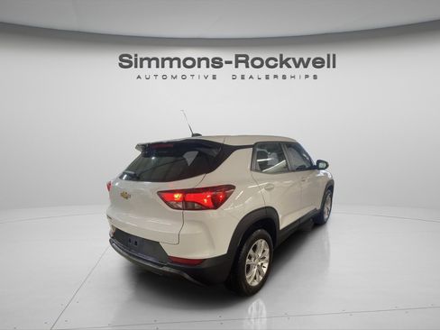 Used 2023 Chevrolet TrailBlazer LS image 5