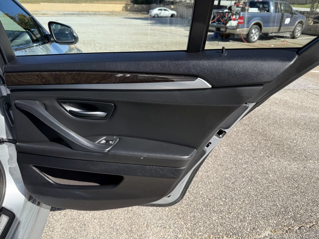 Used 2016 BMW 528i Sedan RWD image 26