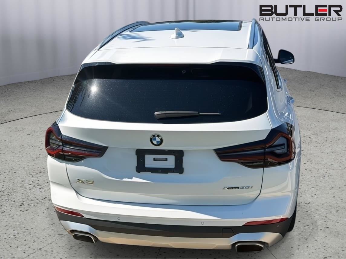 Used 2022 BMW X3 xDrive30i w/ Premium Package AWD/4WD image 9