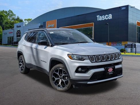 Used 2025 Jeep Compass Limited w/ Sun & Sound Group image 1