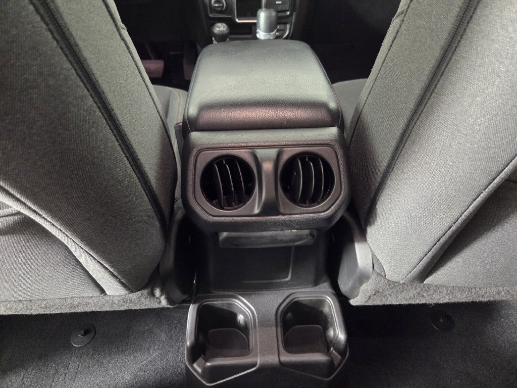 Used 2024 Jeep Wrangler Unlimited Sport AWD/4WD image 26
