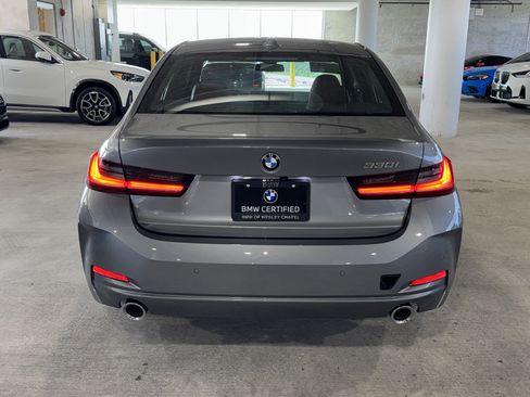 Used 2025 BMW 330i Sedan w/ Premium Package RWD image 7