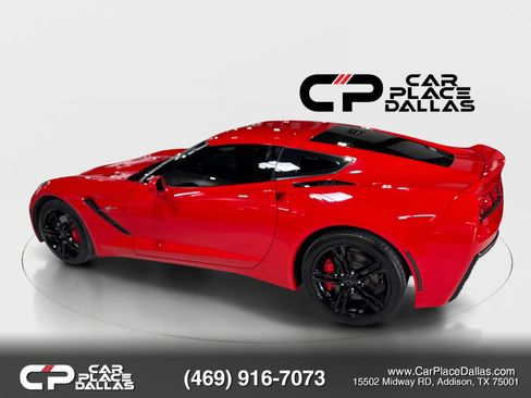 Used 2017 Chevrolet Corvette Stingray Coupe w/ 1LT RWD image 5