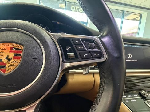 Used 2018 Porsche Panamera 4 AWD/4WD image 74