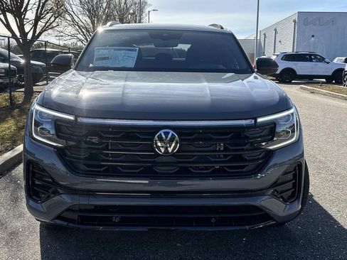 New 2026 Volkswagen Atlas Cross Sport SEL R-Line AWD/4WD image 2