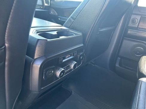 Certified 2021 Ford Expedition Max Limited AWD/4WD image 16