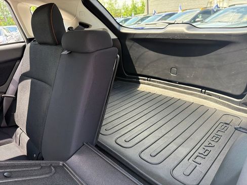 Used 2017 Subaru Crosstrek 2.0i Premium AWD/4WD image 22