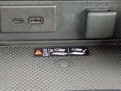 Certified 2025 Buick Envision Preferred image 24