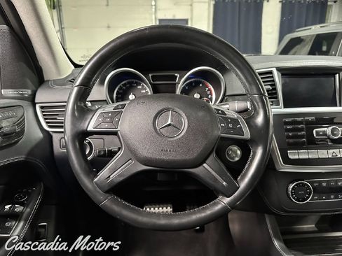 Used 2015 Mercedes-Benz ML 400 4MATIC image 37