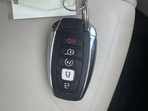 Used 2019 Lincoln MKC Select w/ Select Plus Package image 37