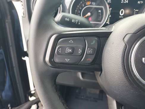 Used 2023 Jeep Wrangler Unlimited Sport image 21