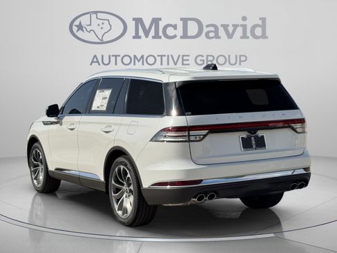 New 2026 Lincoln Aviator 2WD image 5