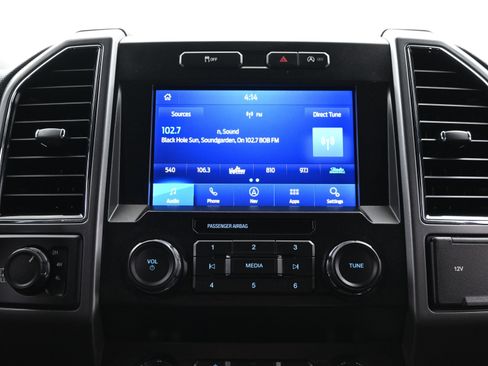 Used 2019 Ford F150 XLT w/ Equipment Group 302A Luxury image 28