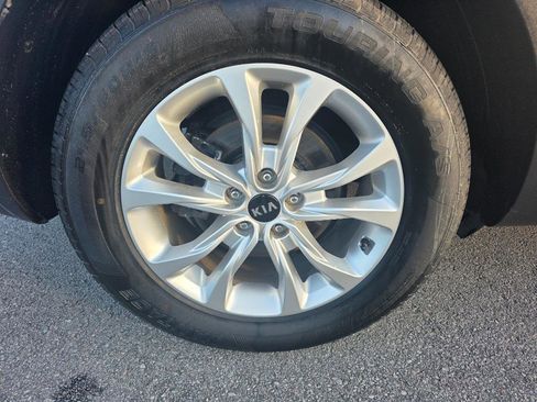 Used 2020 Kia Telluride LX image 23