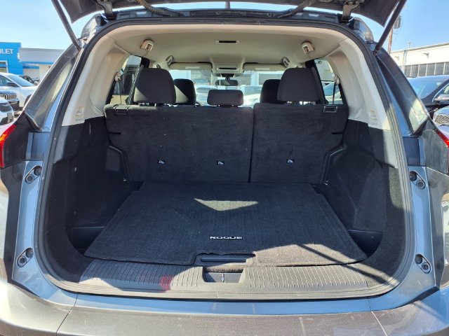 Used 2024 Nissan Rogue S AWD/4WD image 19