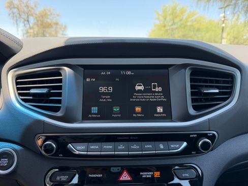 Used 2019 Hyundai Ioniq Limited FWD image 24