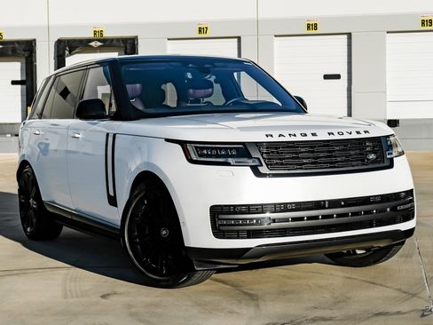 Used 2023 Land Rover Range Rover Long Wheelbase Autobiography image 21