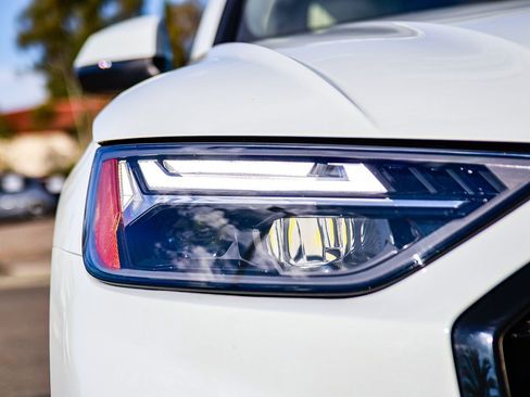 Certified 2023 Audi Q5 e Premium Plus w/ Premium Plus Package image 12