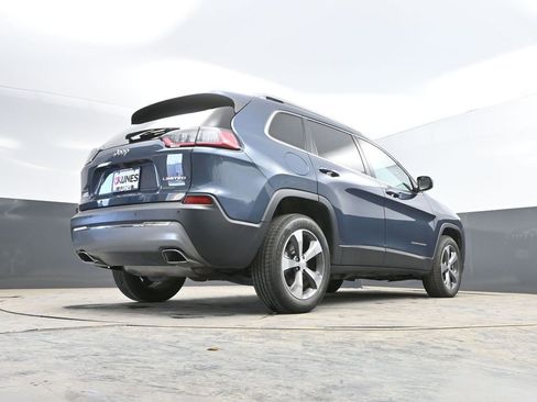 Used 2020 Jeep Cherokee Limited image 37