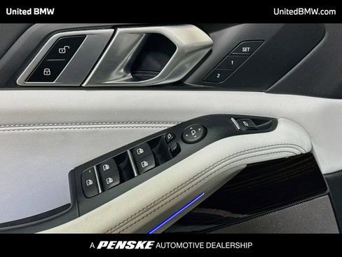 Used 2024 BMW X5 sDrive40i w/ Premium Package RWD image 10
