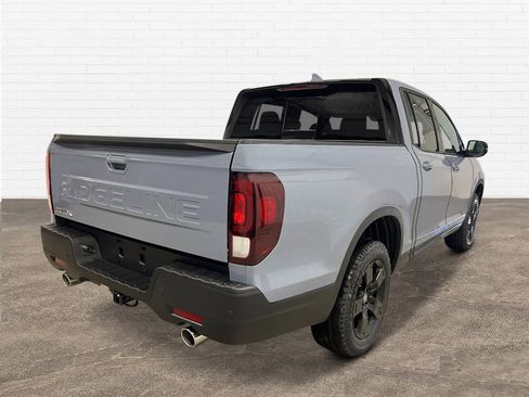 New 2026 Honda Ridgeline Black Edition image 6