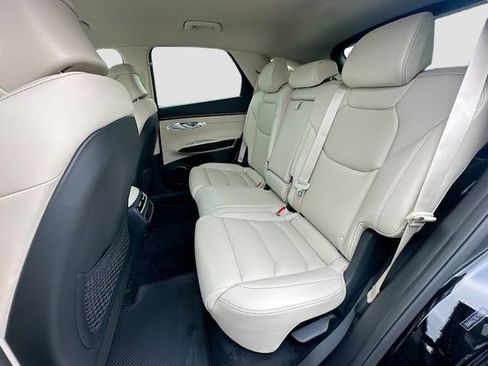 Certified 2026 Genesis GV70 2.5T image 17