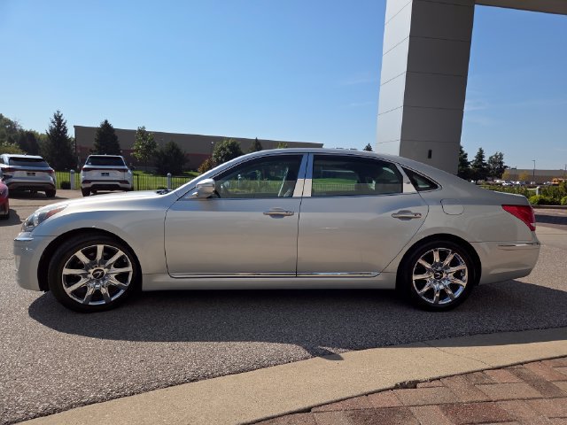 Used 2011 Hyundai Equus Signature RWD image 25
