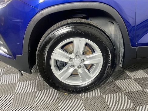 Used 2017 Chevrolet Trax LS AWD/4WD image 10