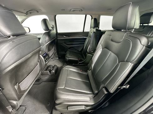 Used 2023 Jeep Grand Cherokee L Limited w/ Black Appearance Package RWD image 24