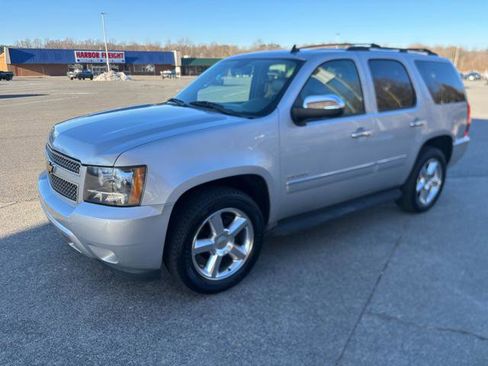Used 2010 Chevrolet Tahoe LTZ image 12
