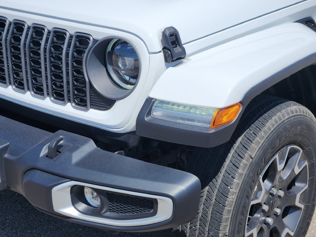Used 2026 Jeep Gladiator Sport AWD/4WD image 5
