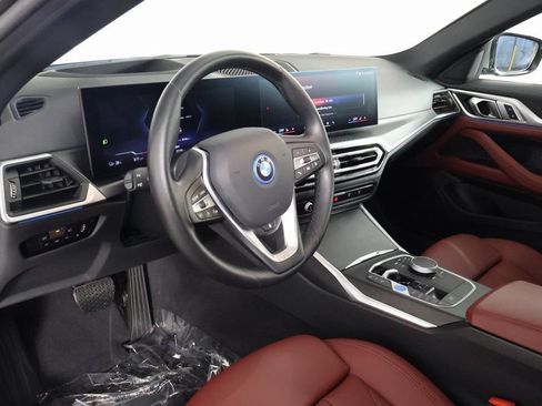 Used 2024 BMW i4 eDrive40 w/ Premium Package RWD image 7