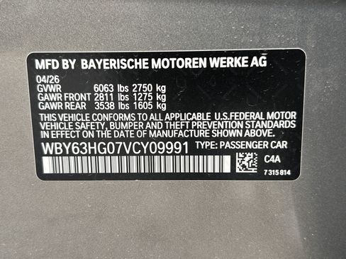 Used 2027 BMW i5 eDrive40 w/ M Sport Package RWD image 35