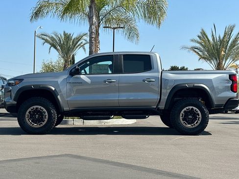New 2026 Chevrolet Colorado ZR2 w/ Technology Package AWD/4WD image 7