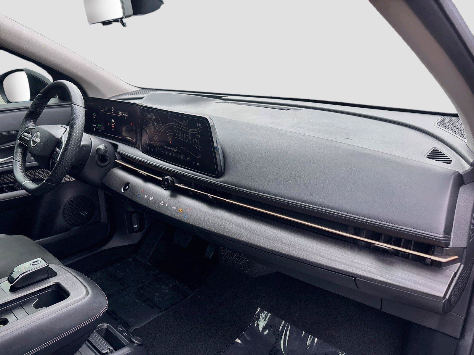 Used 2023 Nissan Ariya FWD image 27