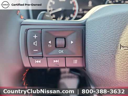 Used 2026 Nissan Rogue SV AWD/4WD image 18