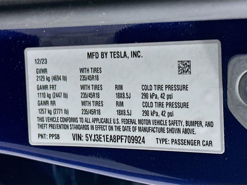 Used 2023 Tesla Model 3 Standard Range image 12