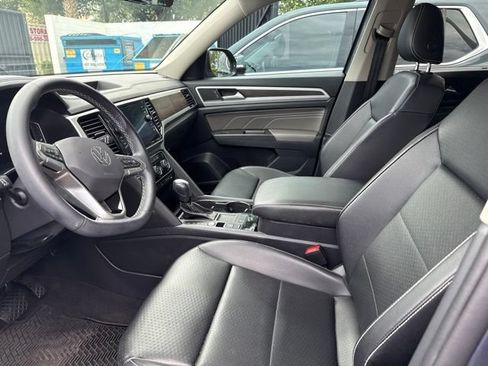 Used 2022 Volkswagen Atlas SE FWD image 15