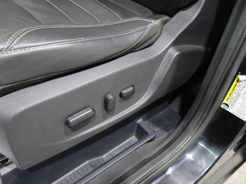 Used 2016 Ford Escape Titanium AWD/4WD image 23