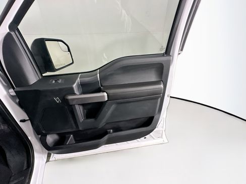 Used 2019 Ford F150 XLT w/ Equipment Group 302A Luxury image 31