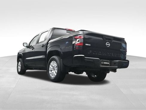Used 2023 Nissan Frontier SV w/ SV Convenience Package AWD/4WD image 29
